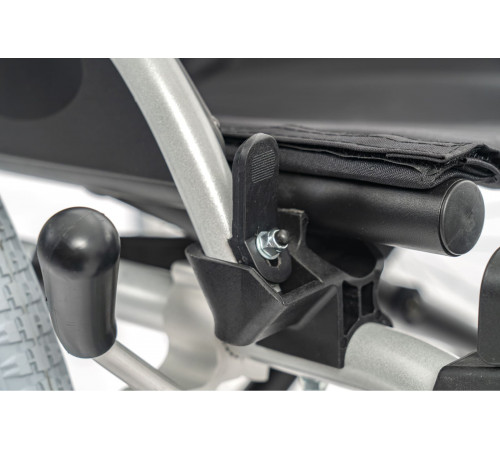 Кресло-коляска механическая MET Stable