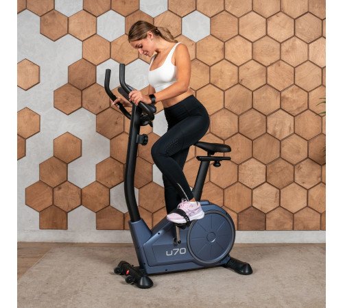 Велотренажер CARBON FITNESS U70